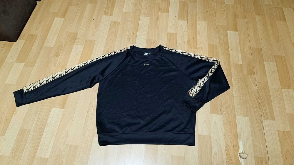 Damska bluza NIKE LOGO CREW TAPE r.S stan bardzo dobry