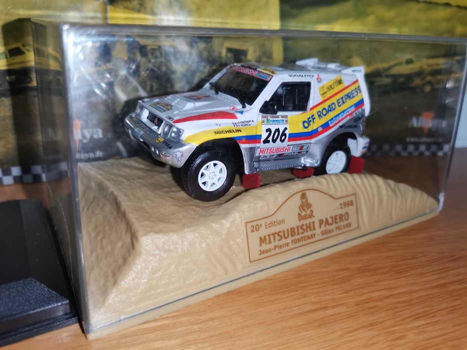 Mitsubishi Pajero - Lote 2 - Rally Paris Dakar 1:43
