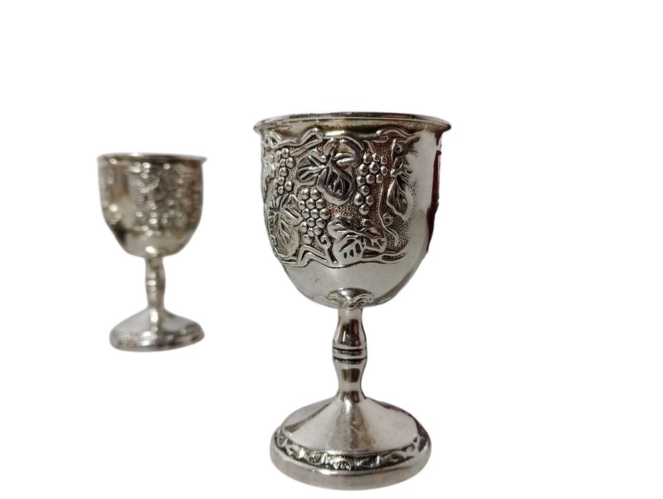 Antyczny Stojak Z Czterema Kieliszkami Na JAJKA