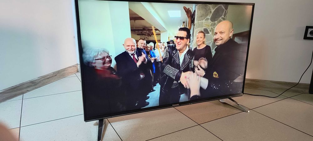 Telewizor Panasonic 43 cali TX-43EXW604