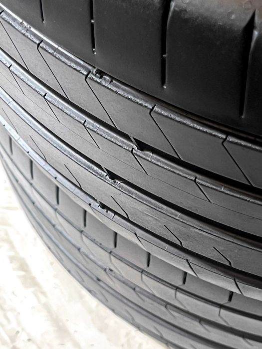 Pneus Michelin Pilot Sport 5 - 255/35/19 - Excelentes