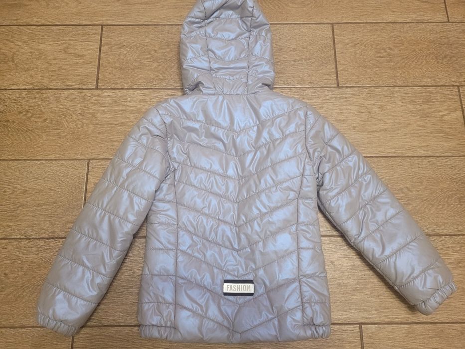 Дитяча демісезонна куртка для дівчинки