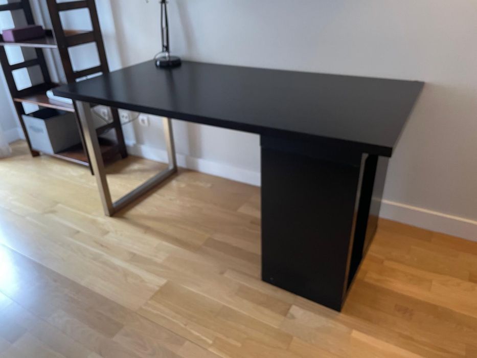 Secretaria cor wengue