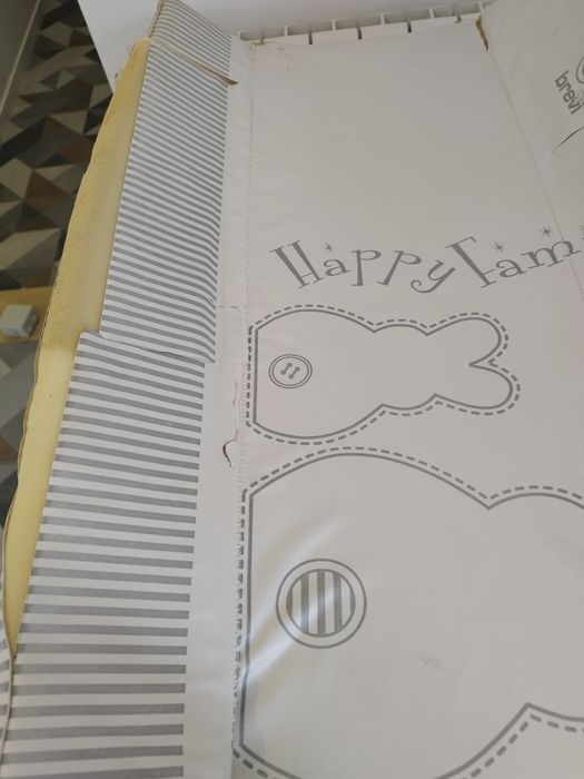 Muda fraldas com banheira