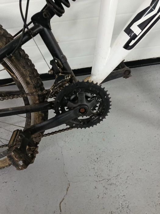 Bicicleta roda 26 com travão de disco