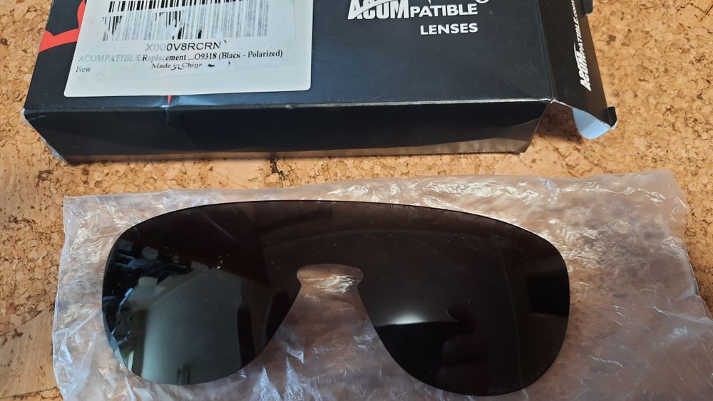 Сменные линзы для очков Oakley