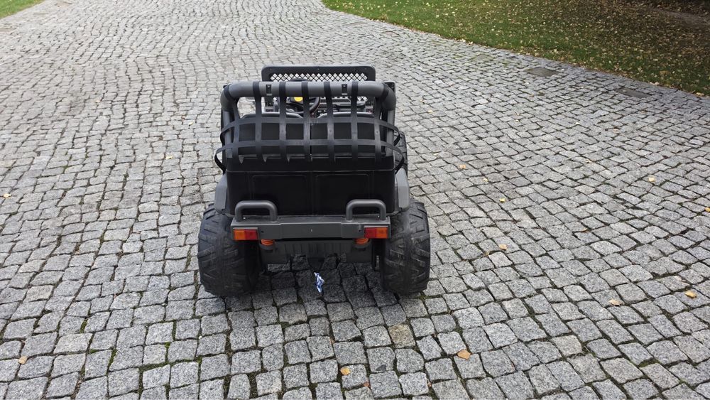 Auto na akumulator gaucho peg perego