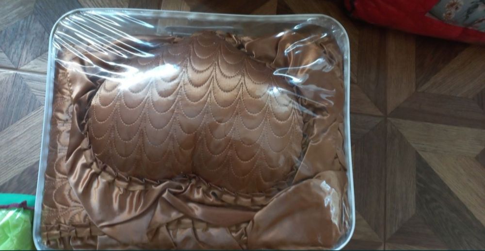 Подарочные комплекты,покрывала  для кровати