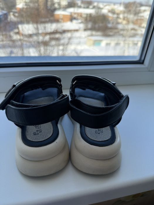 Босоніжки для дівчинки