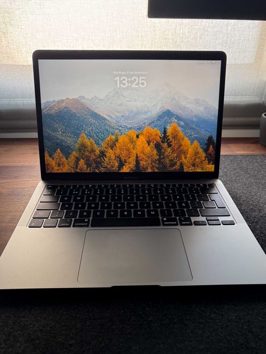 Macbook Air M1 Apple