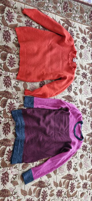 Віддаю безкоштовно 2 дитячі шерстяні кофти преміум якості