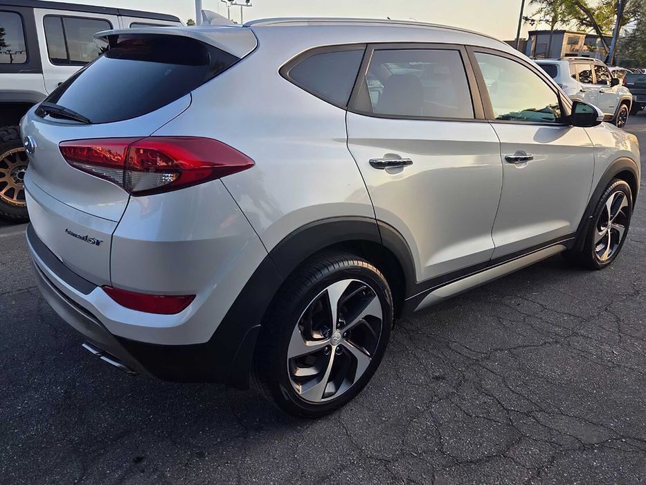 Hyundai Tucson      2016
