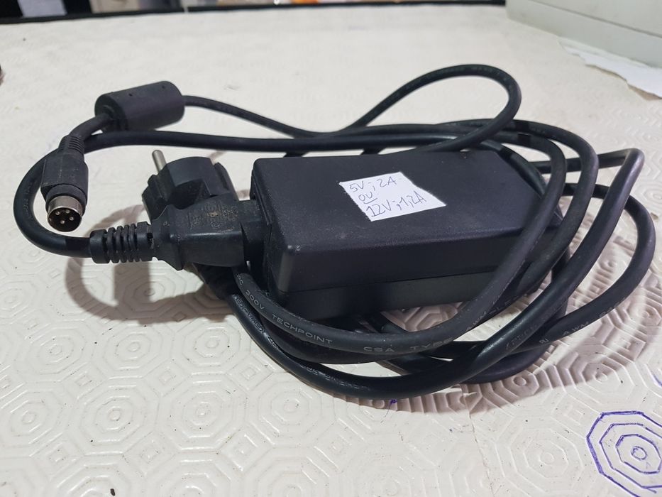 Carregadores de 12 Volt e 9 Volt64740667114883124