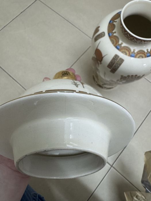 Jarro egípcio em porcelana. Marca panda