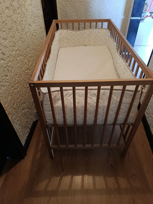 Cama IKEA sniglar + colchão krummelur + proteção cama 60x120cm