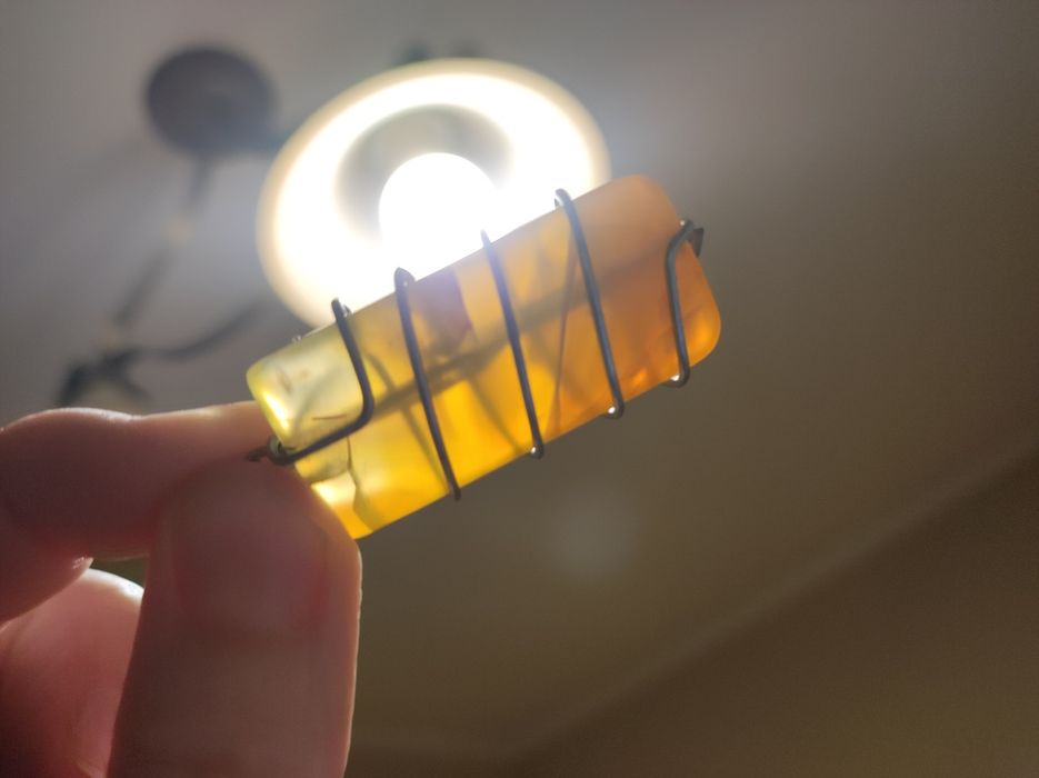 Wisiorek kalcyt lub onyx 4x 2 cm