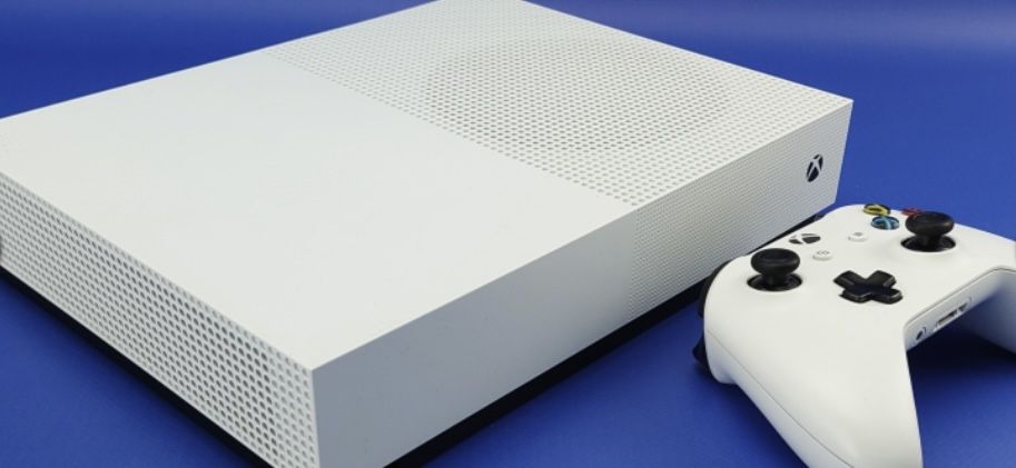 Продам xbox one digital edition 1tb