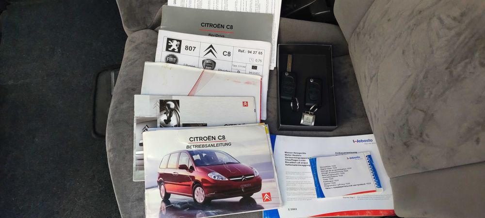 Продам  авто CITROEN C8