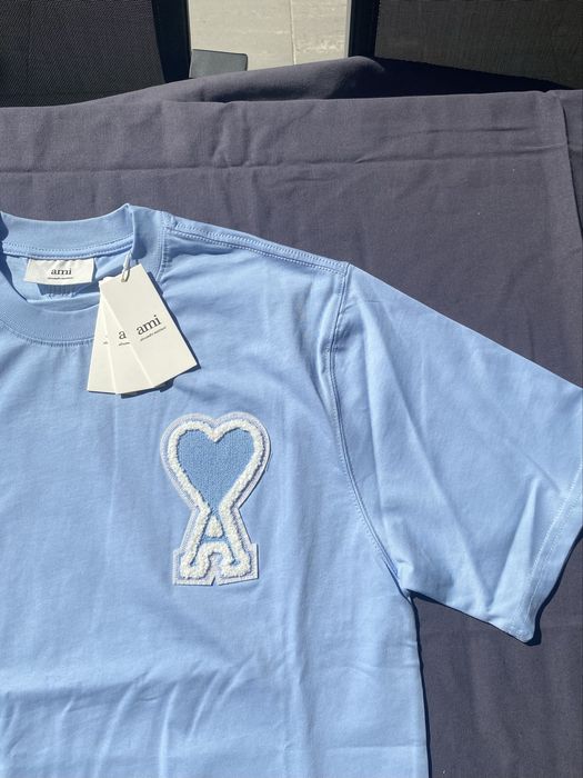 Tshirt Ami Paris azul clara