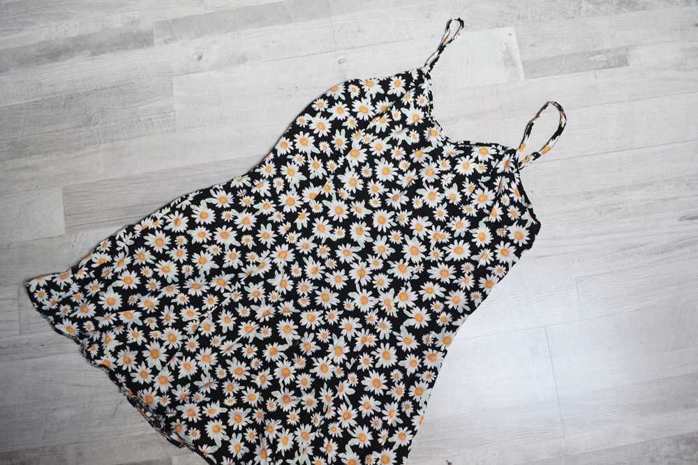 Sukienka w kwiaty Primark Stokrotki L lato