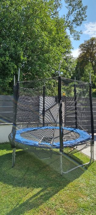 Trampolina 250cm za darmo