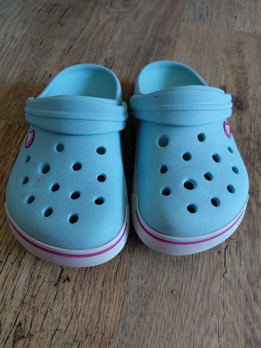 Crocs J1 rozm 32/33