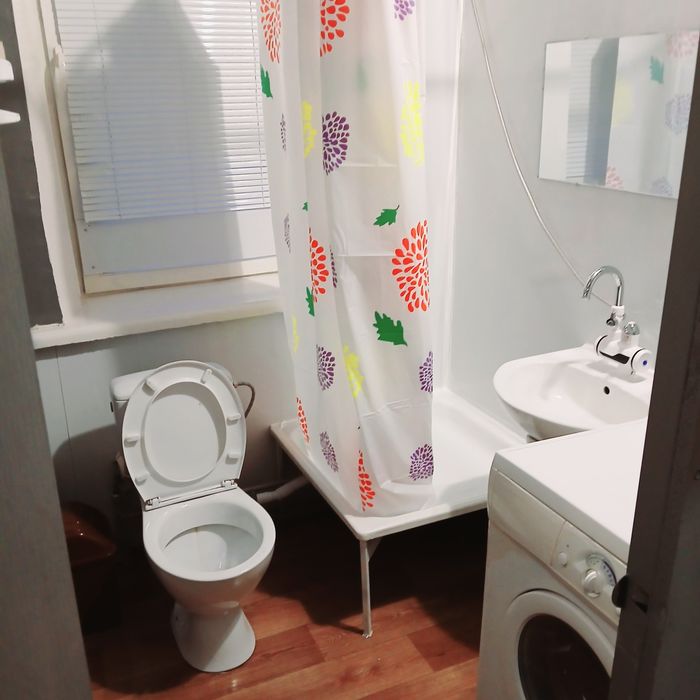 Сдам пол.дома  на короткий период