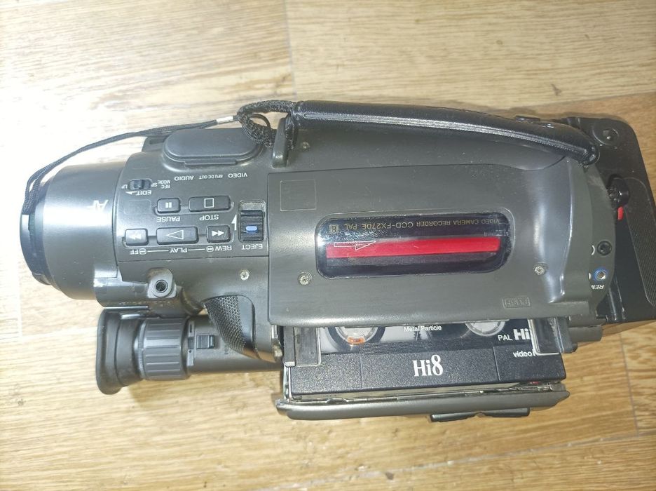 Sony CCD-FX270E відеокамера