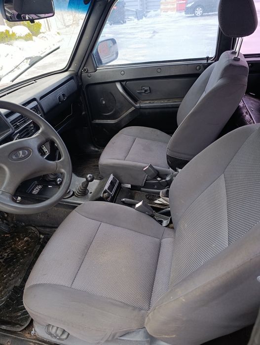 ВАЗ 21214 Нива в продажі.