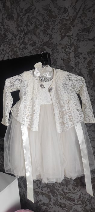 Плаття на дівчинку