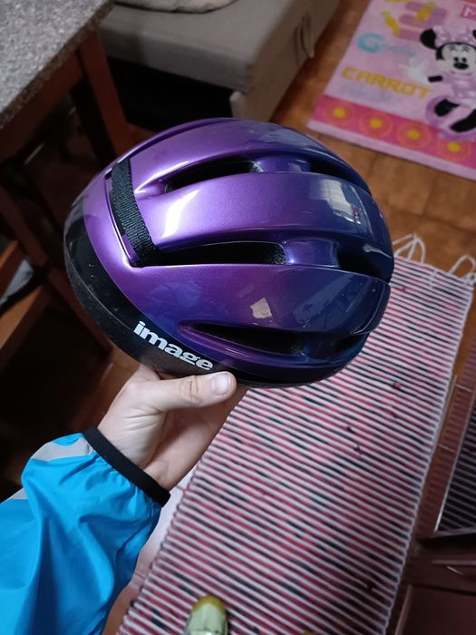 Capacete de ciclismo BELL em muito bom estado