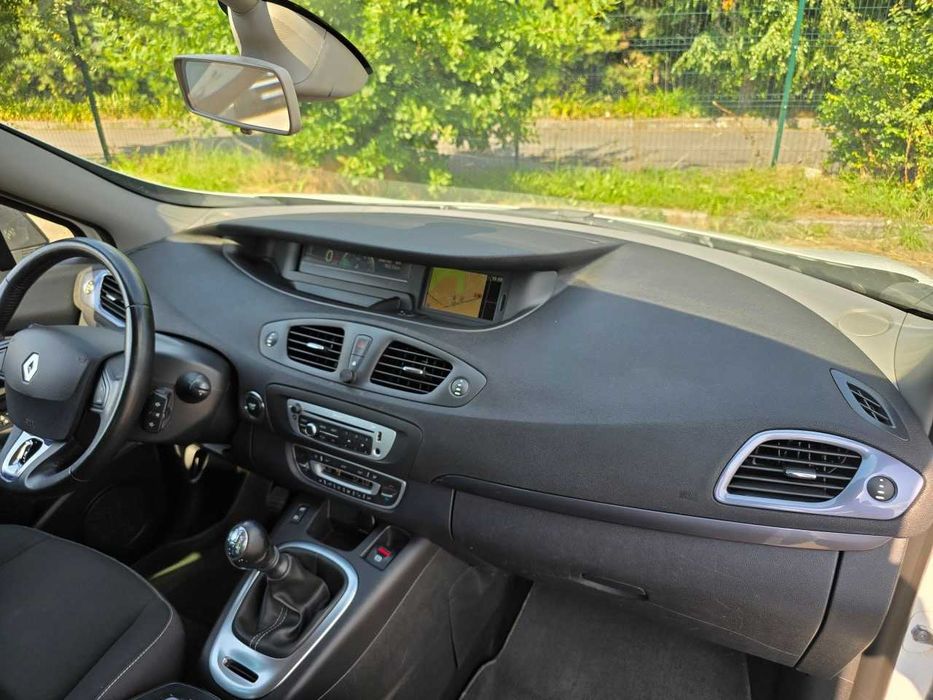 Продам  Renault Scenic 2015. Можна в розстрочку, під викуп.