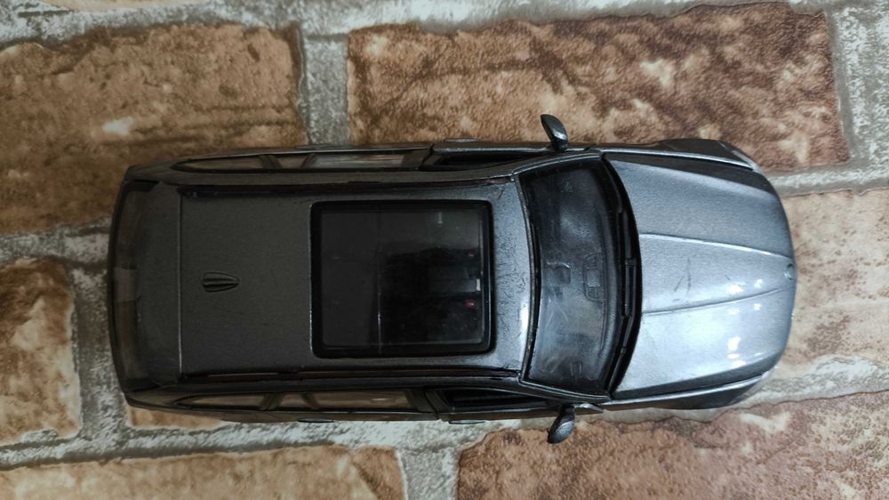 Модель авто BMW S Series Touring 1:24 Bburago