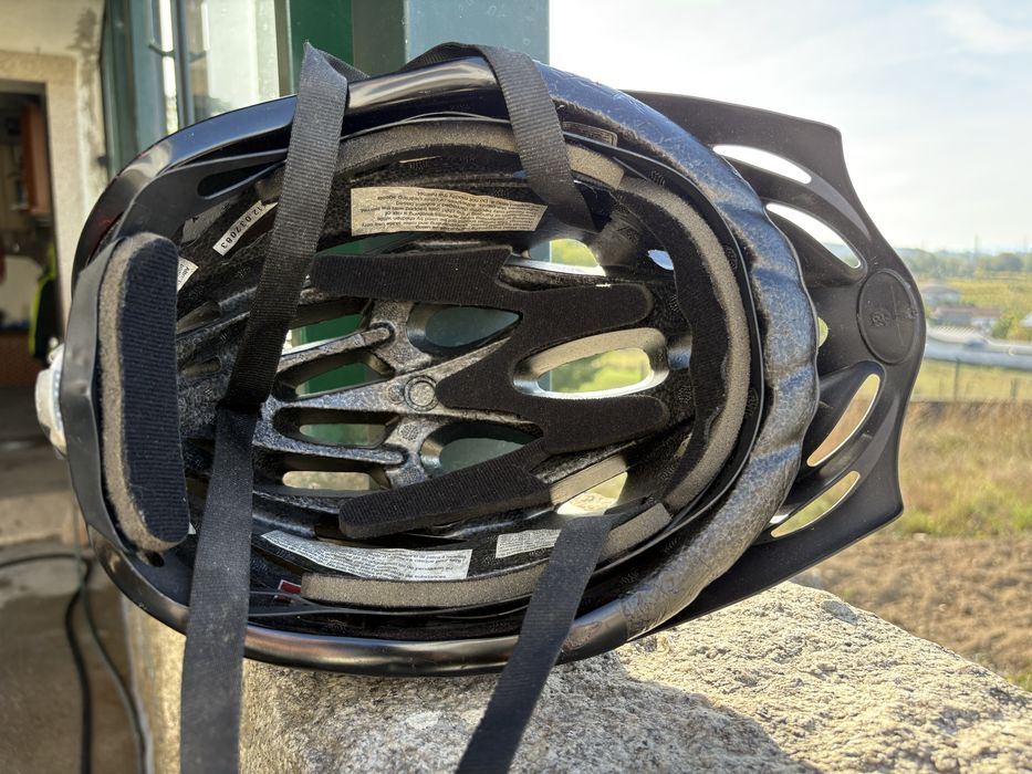 Vendo Capacete de bicicleta