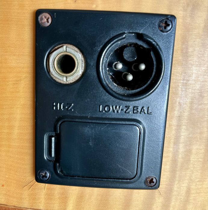 Guitarra semi-acustica Ashton Modelo:SL59SCEQNTS