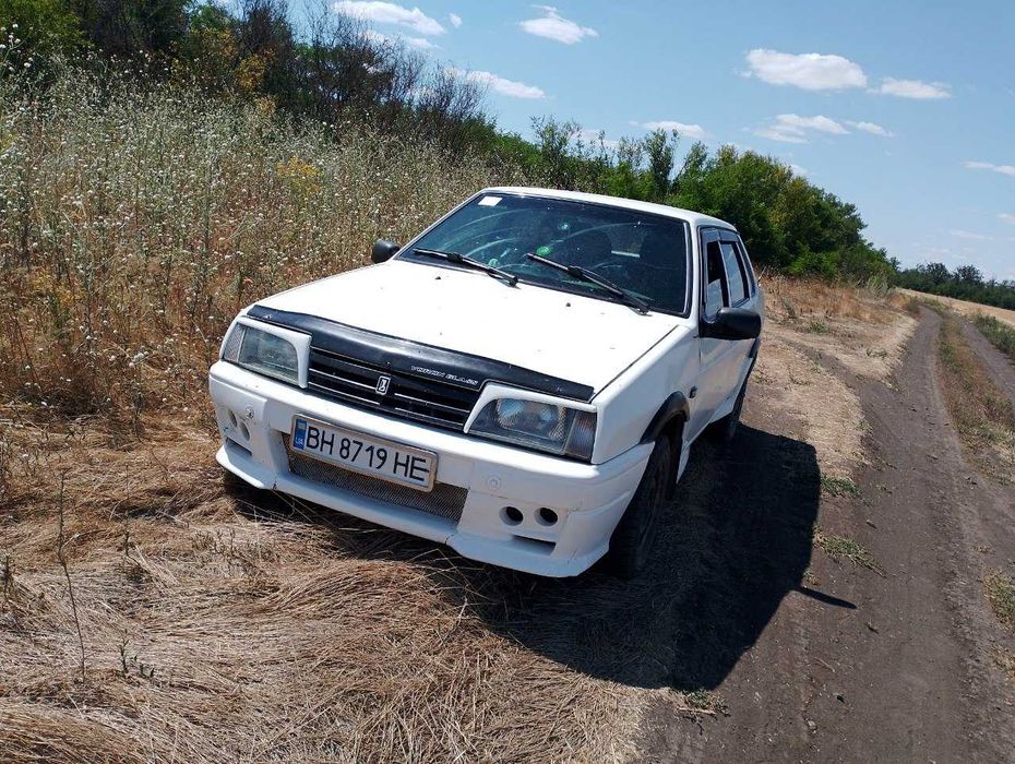 Продам ваз 21099