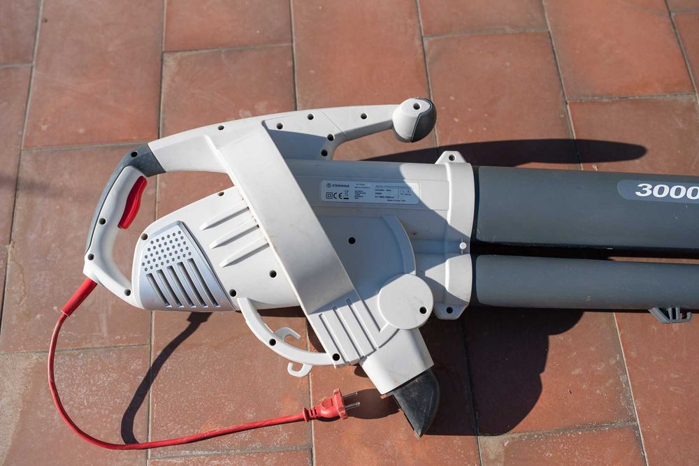 Soprador/Aspirador de Folhas Sterwins 3000W