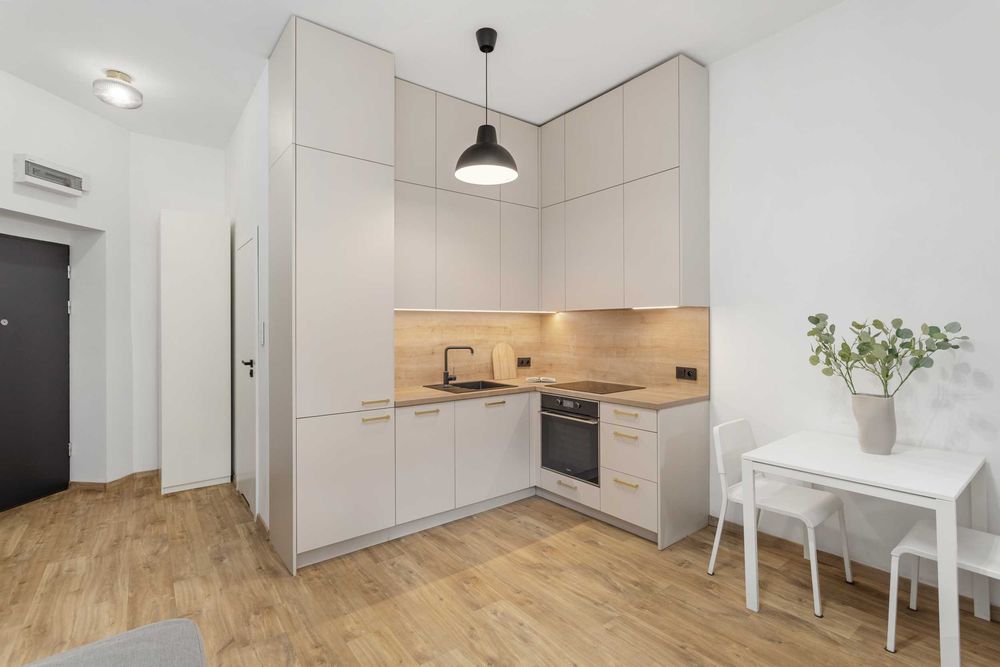 Nowoczesna kawalerka na Łazarzu | piekarnik | pralkosuszarka | zmywarka | pets friendly