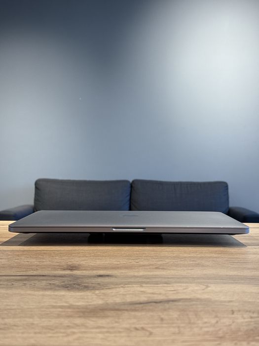 MacBook pro 16 2019 i9 2.4ghz 64/1tb pro 5500 !! Гарантія від Магазину