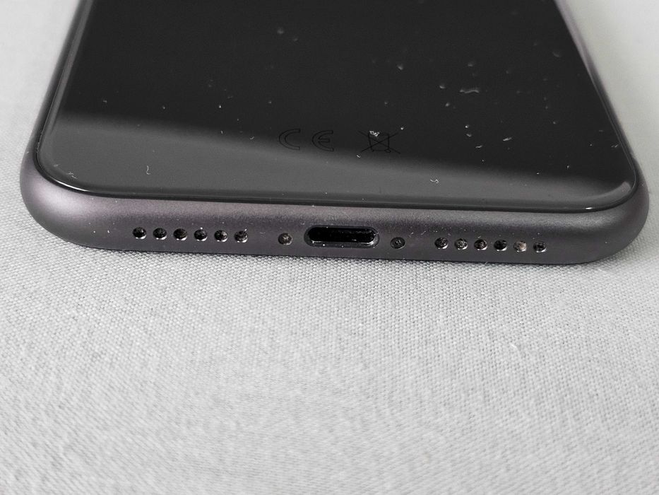 Iphone 11 128Gb. Como novo. 83% Bateria.  Tudo de origem