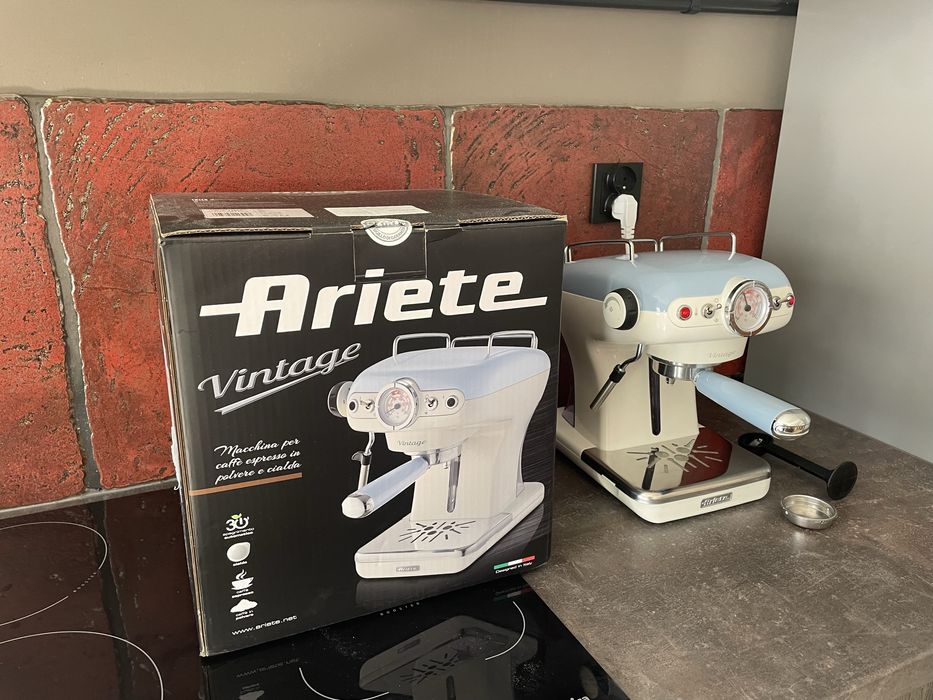 Expres do kawy kolbowy ARIETE 138915 Błękitny jak nowy