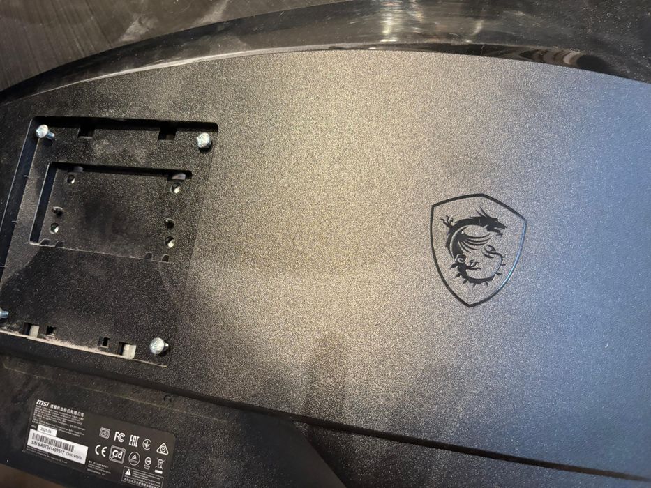 Monitor 24 MSI G24C6