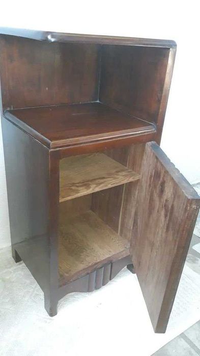 Conjunto 2 Mesas de cabeceira Anos 40