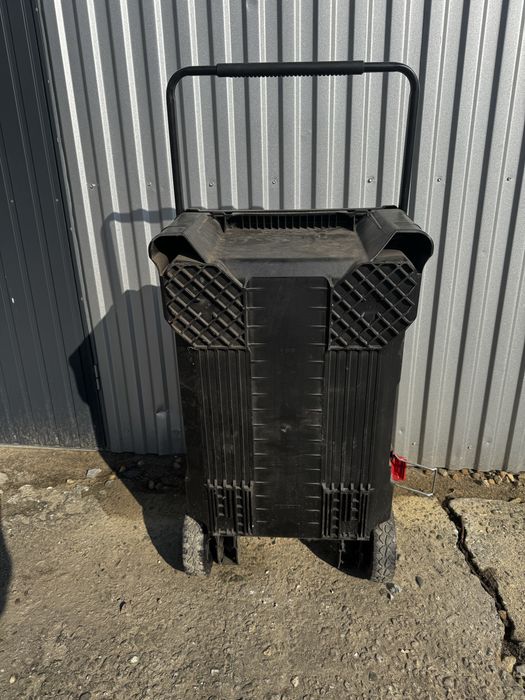 Duża skrzynia na kołach Packout Milwaukee
