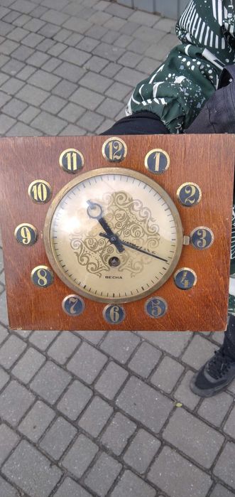 Часы настенные старые