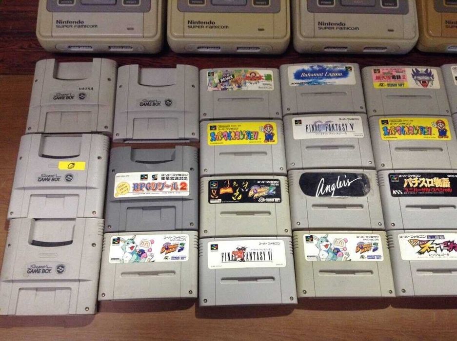 Nintendo Super Famicom SFC SNES Japan multitap. super gameboy. joycard