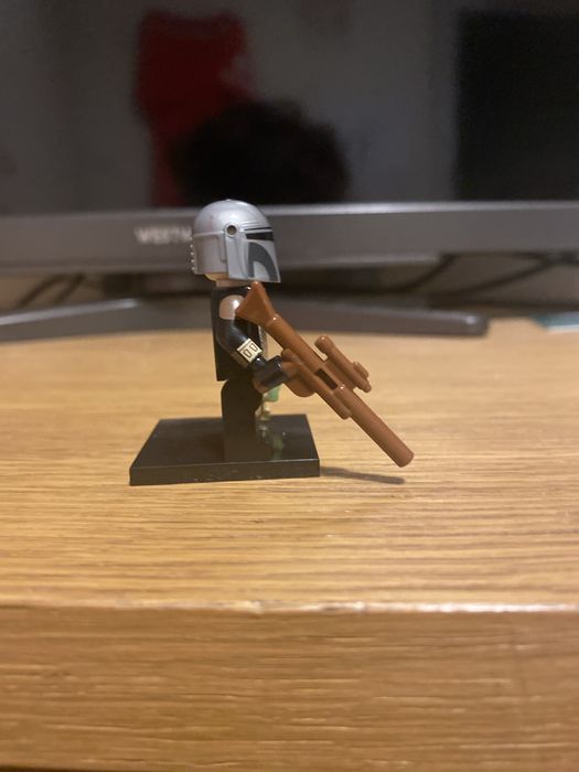 Mandalorian Figures with Baby Yoda in Excellent Condition64751969455490123