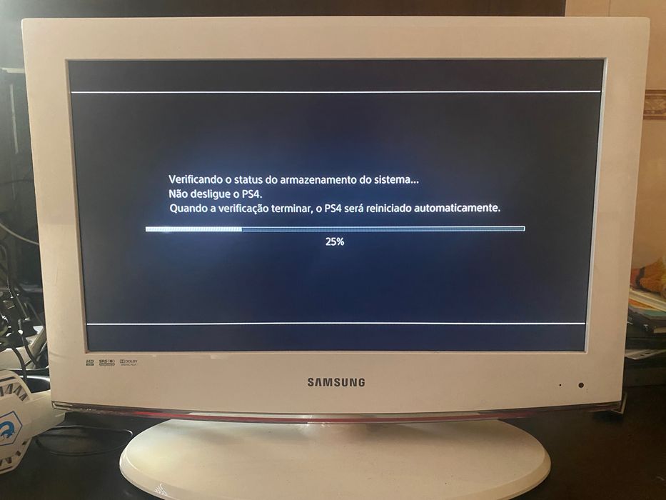Tv Samsung pequena