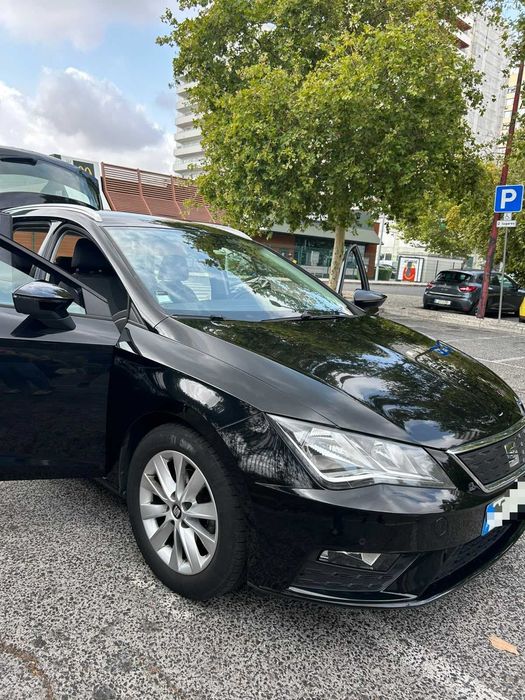 SEAT Leon ST — fotografia 2