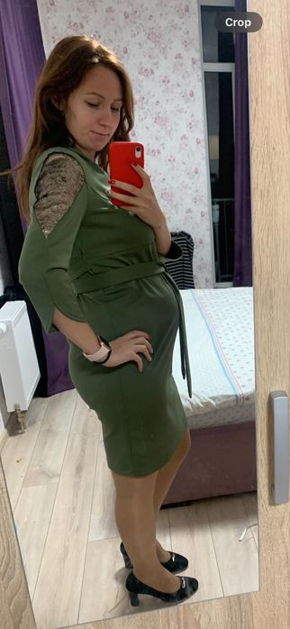 Нарядна сукня для вагітних і годуючих